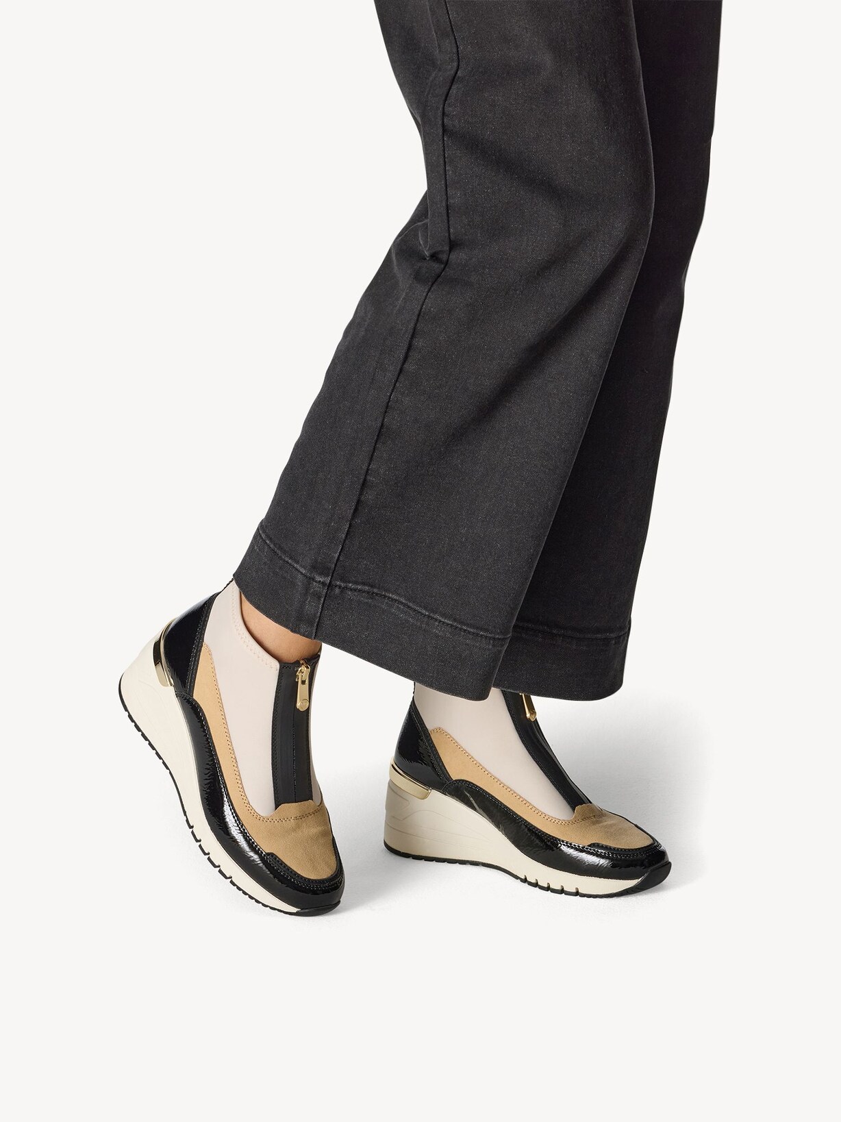 Marco Tozzi, Sneaker - beige CREAM/BLACK, immagine 2 di 7