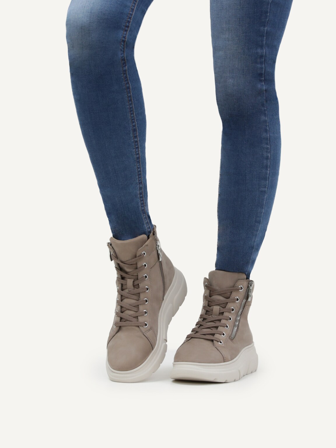 Caprice, Leather Bootie - brown MUD NUBUC, image 2 of 6