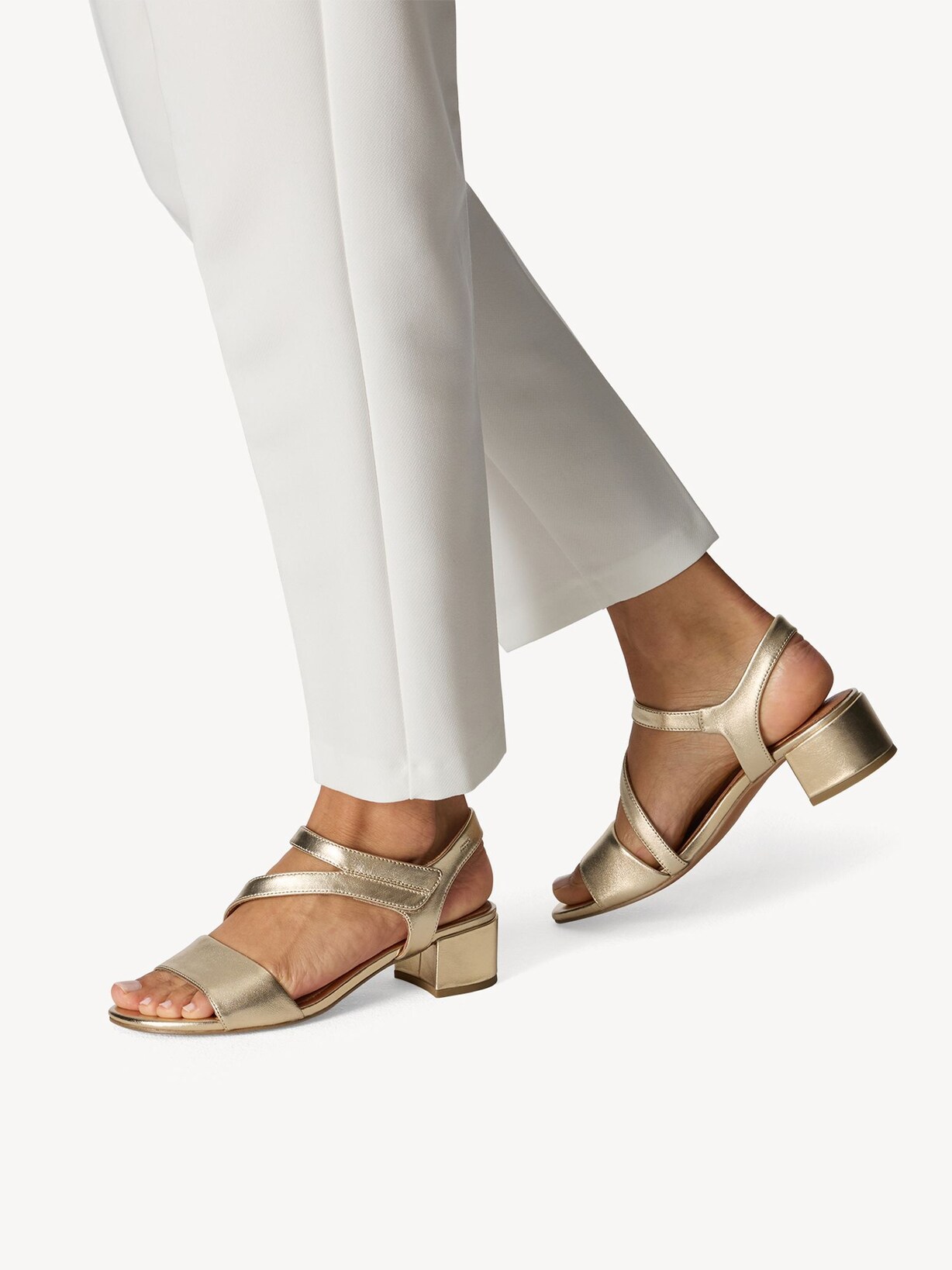 Marco Tozzi, Ledersandalette - metallic GOLD, Bild 2 von 7