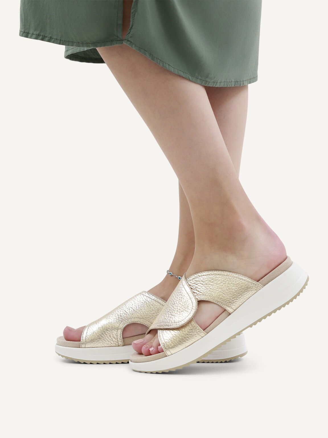 Caprice, Leather Mule - metallic LT.GOLD DEER, image 2 of 6