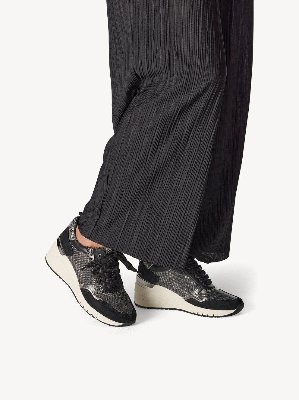 Marco Tozzi, Sneaker - nero BLACK COMB, immagine 2 di 7