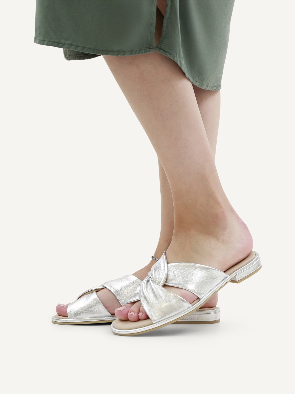 Caprice, Leather Mule - metallic SILVER METAL., image 2 of 6