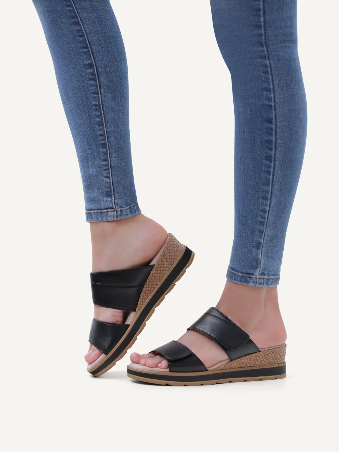 Caprice, Leather Mule - black BLACK SOFTNAP., image 3 of 7