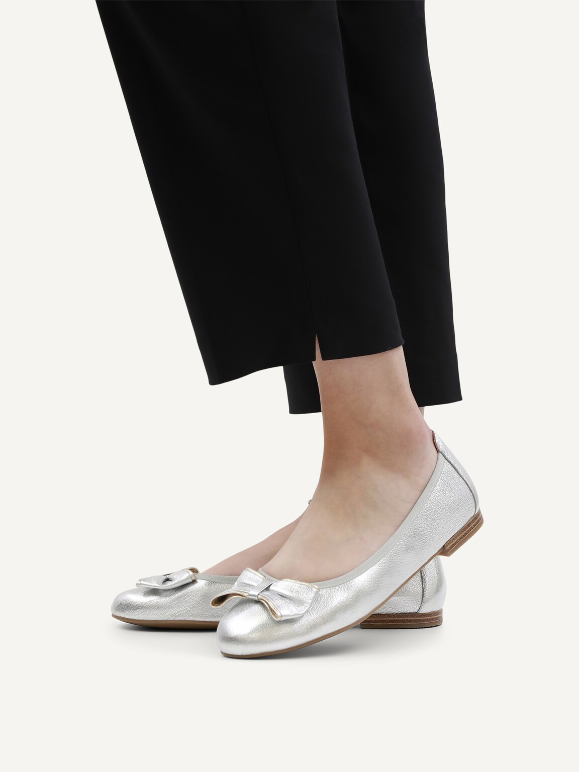 Caprice, Leather Ballerina - metallic SILVER METAL., image 1 of 5