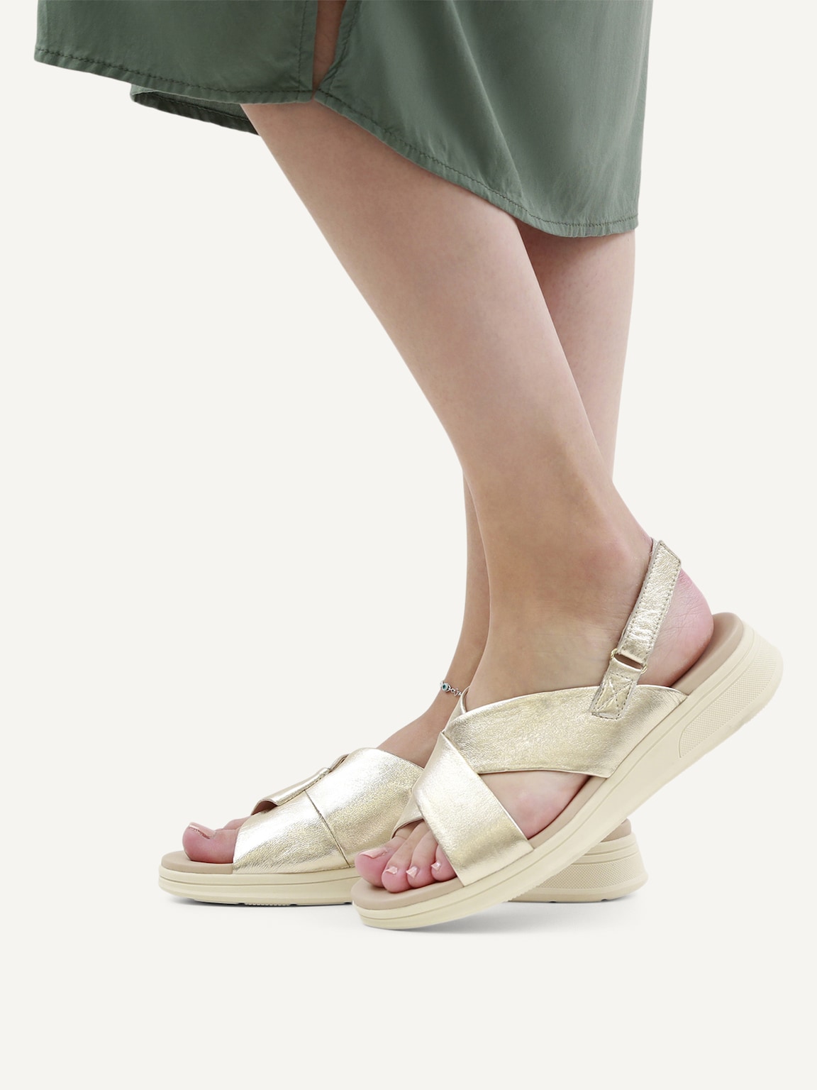 Caprice, Leather Sandal - metallic LT.GOLD METAL., image 2 of 6