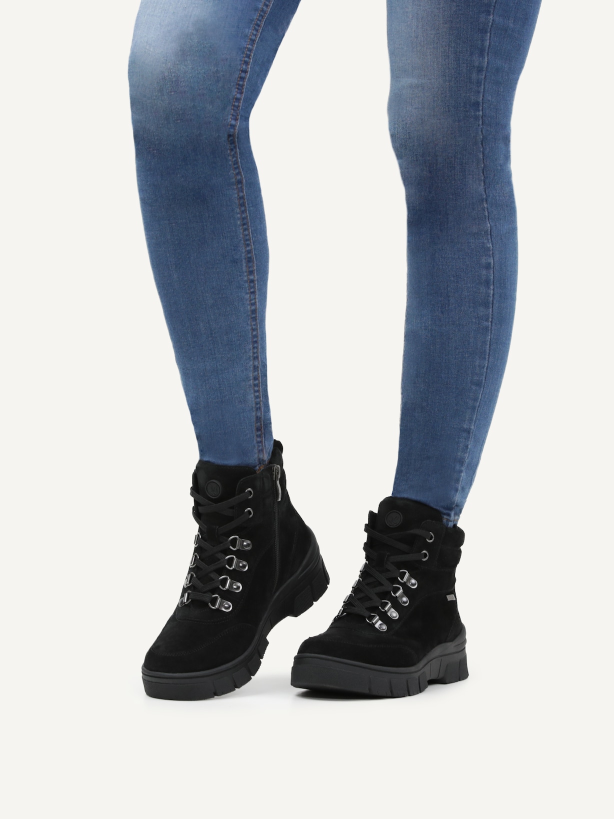 Caprice, Bottine en cuir - noir doublure chaude BLACK SUEDE, image 2 sur 6